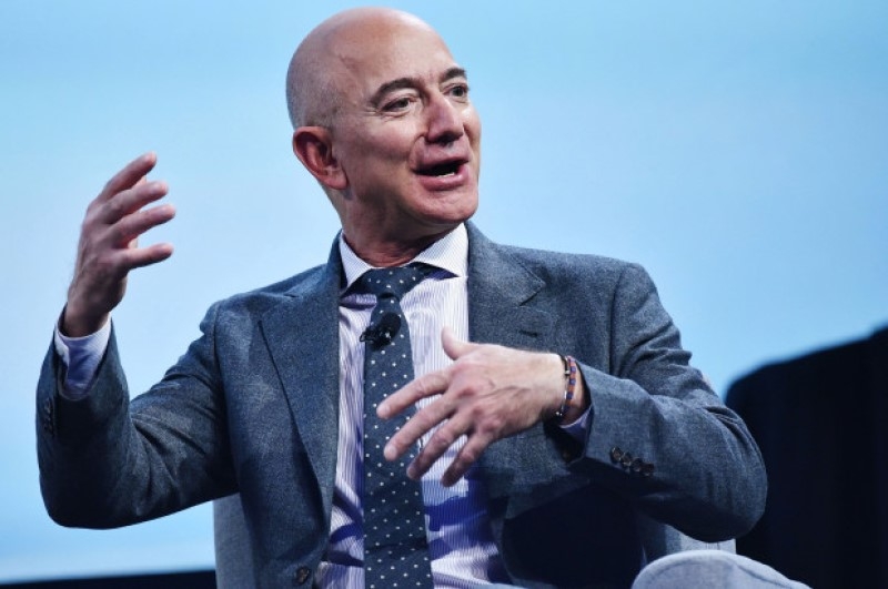 Jeff Bezos Los Angeles Mansion for a Record $165 Million