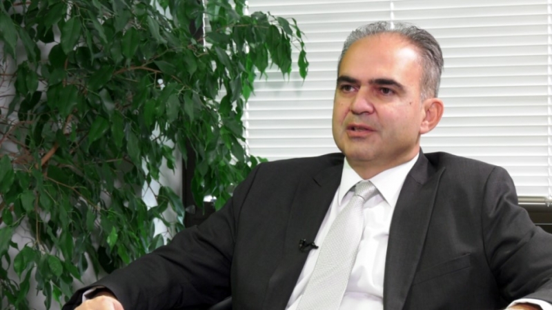 მოულოდნელობის პირისპირ