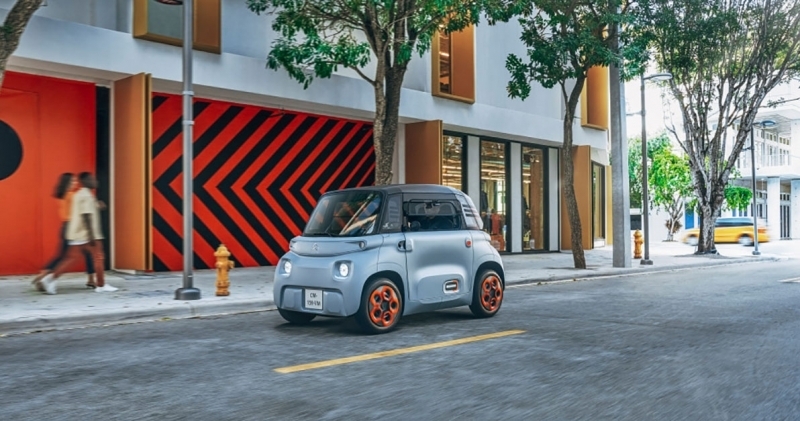 Citroën introduces a two-seat EV that costs €19.99 a month