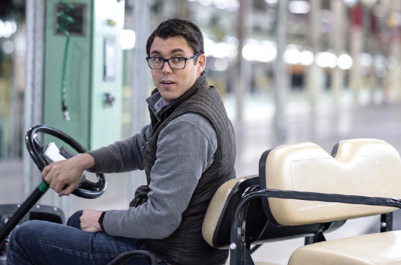 ილონის ახალი მტერი