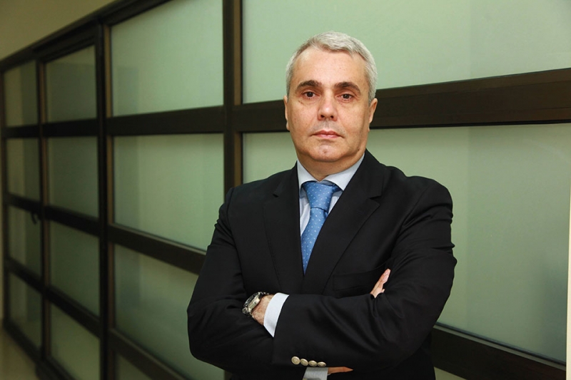 დეპუტატი ბიზნესპროფაილით