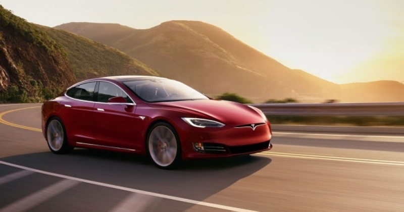 The Era of Electric Vehicles: The Future Within an Arm’s Reach