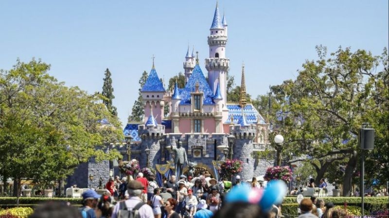 Disneyland-ის პარკები აშშ-ში 17 ივლისსაც ვერ გაიხსნება