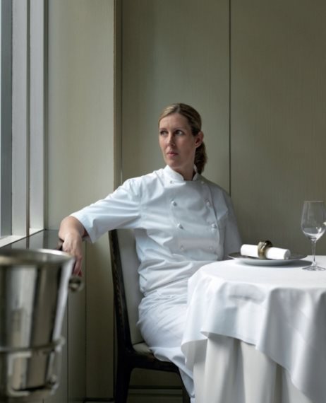 კლერ სმიტი: სამზარეულოს დედოფალი ჩრდილიდან გამოდის