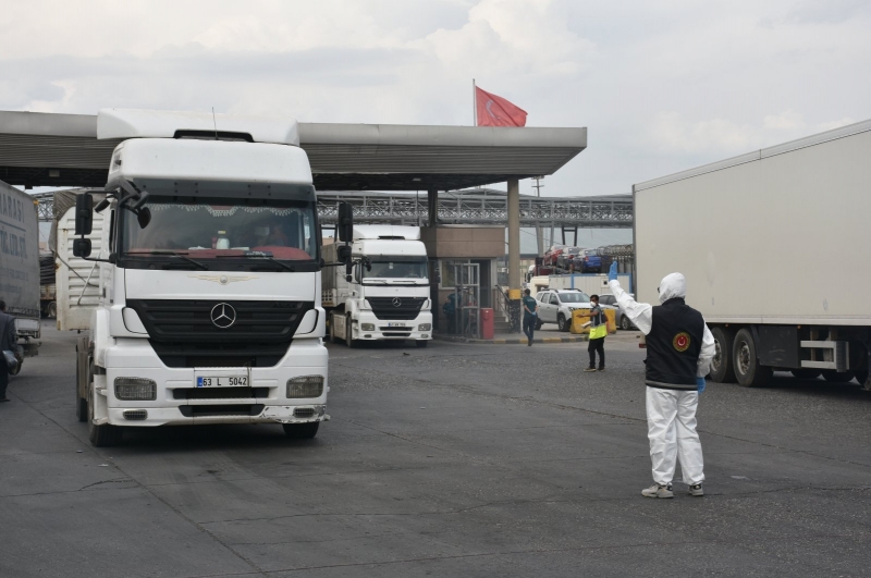 Turkey to open Iran, Iraq border gates this week to boost trade