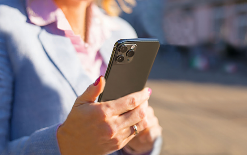 სმარტფონი საქმიანი ადამიანების სამუშაო ადგილად იქცა