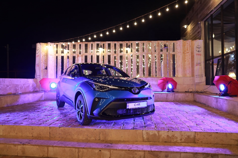 ტოიოტა ცენტრმა თეგეტამ მომხმარებლებს ახალი Toyota C-HR-ი წარუდგინა
