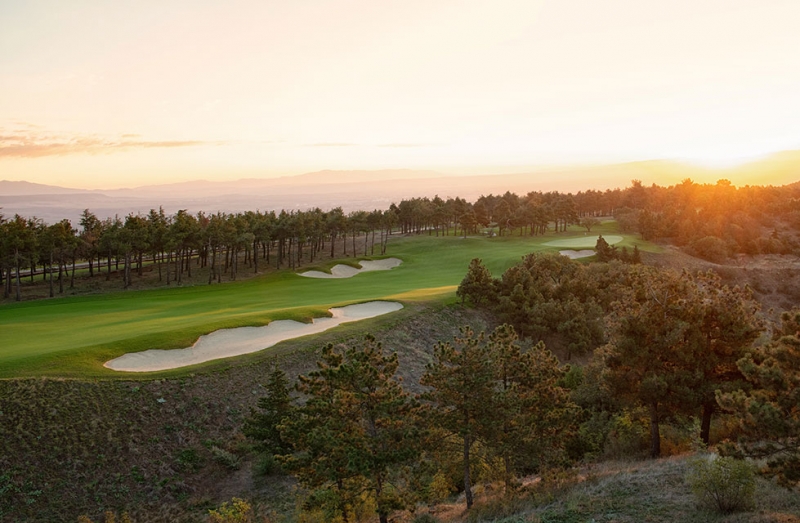 Tbilisi Hills Golf & Residences – ქალაქი სიმწვანეში