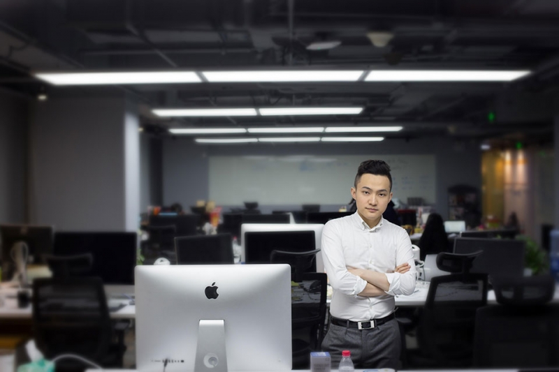 $4 567 888 – ლანჩი ბაფეტთან რეკორდულ თანხად გაიყიდა