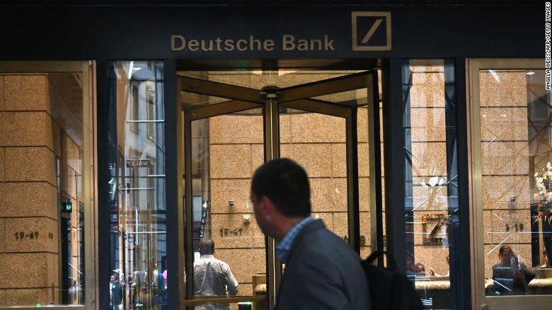 დონალდ ტრამპის პირადმა ბანკირებმა Deutsche Bank-ი დატოვეს