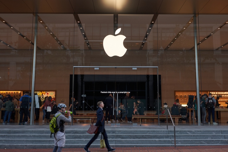 Apple to hold Nov 10 event, analysts expect new Mac computers – Reuters