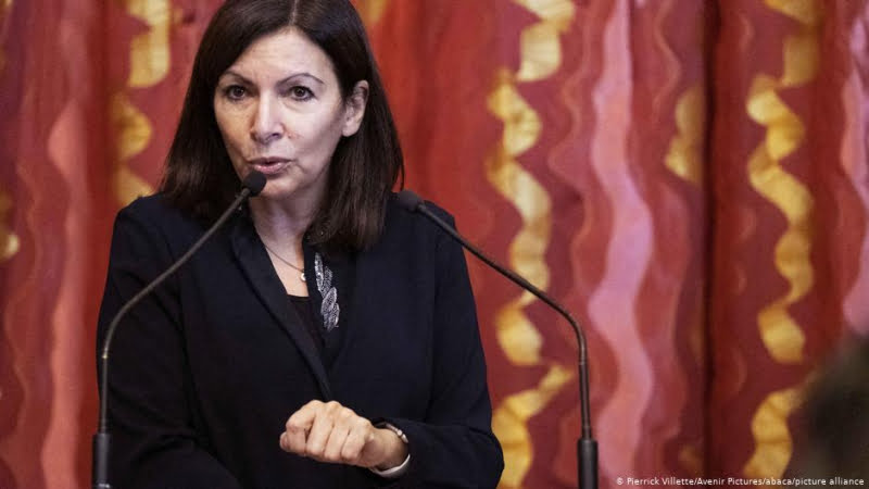 Paris city hall fined over employing too many women in top jobs