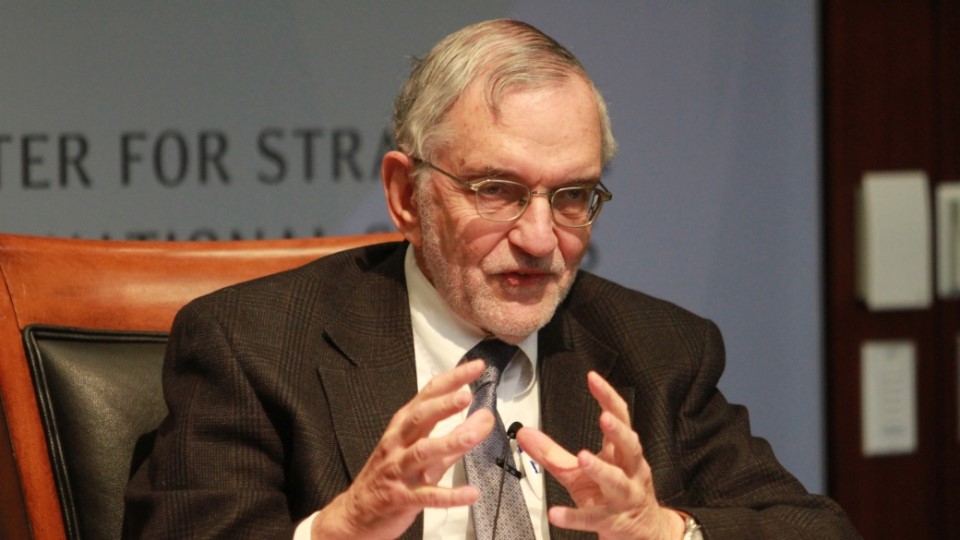 „საქართველო, ფაქტობრივად, დემოკრატიული განვითარების გზაგასაყარზეა” – ყოფილი ელჩი