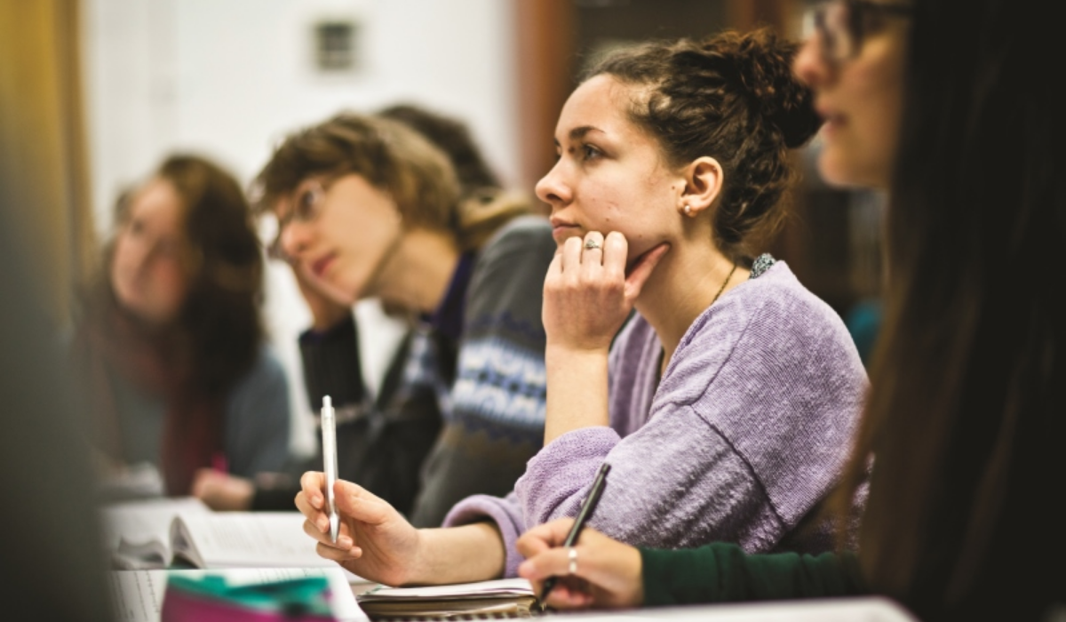 რა გზებით შეიძლება სტუდენტებისთვის გლობალური გამოცდილების გაზიარება