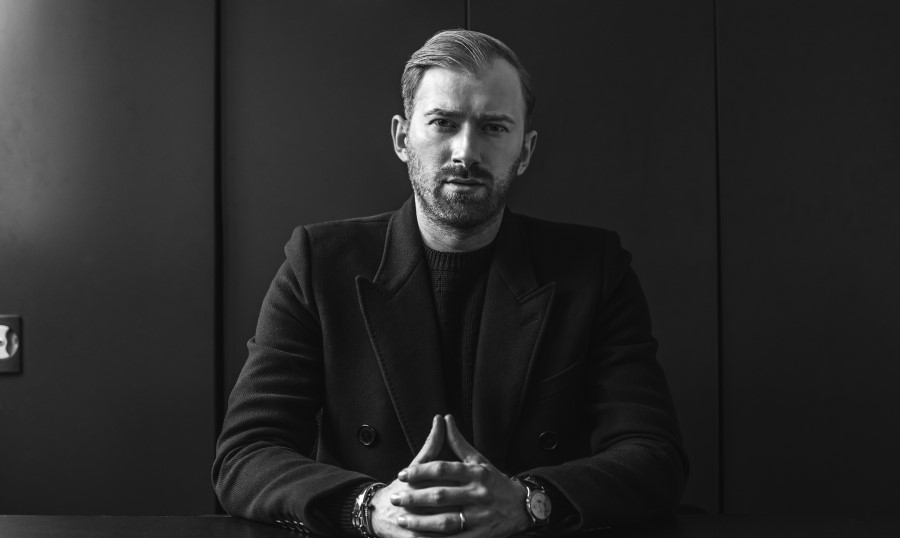 გურამ გვასალია: „არავის სჭირდება იმდენი სამოსი, რამდენსაც დღეს კაცობრიობა მოიხმარს“