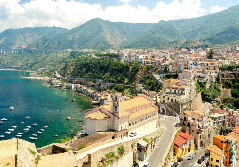 იტალიის სოფლებში საცხოვრებლად გადასვლისათვის $33 000-ს გადაგიხდიან