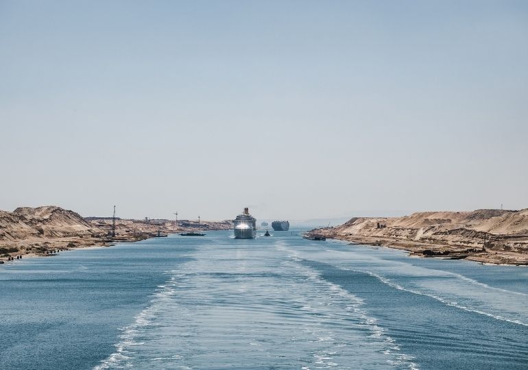 სუეცის არხის წლიურმა შემოსავალმა რეკორდულ მაჩვენებელს – $5.84 მილიარდს მიაღწია