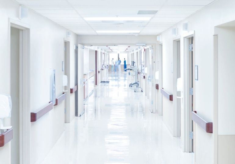 ევექსი ვაქცინაციის ცენტრს ხსნის – კლინიკაში 100 აქტიური ვაკანსიაა