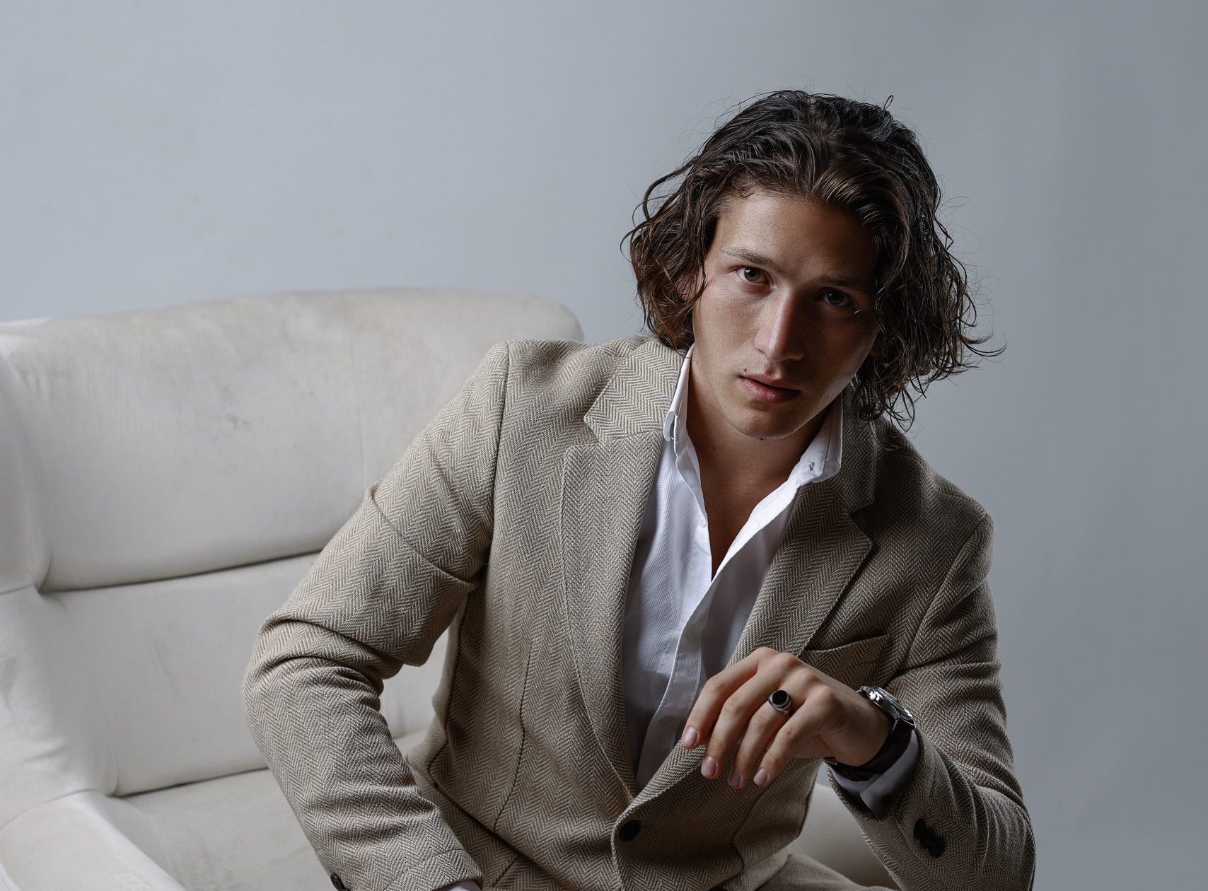 ახალგაზრდა ელჩი საქართველოდან