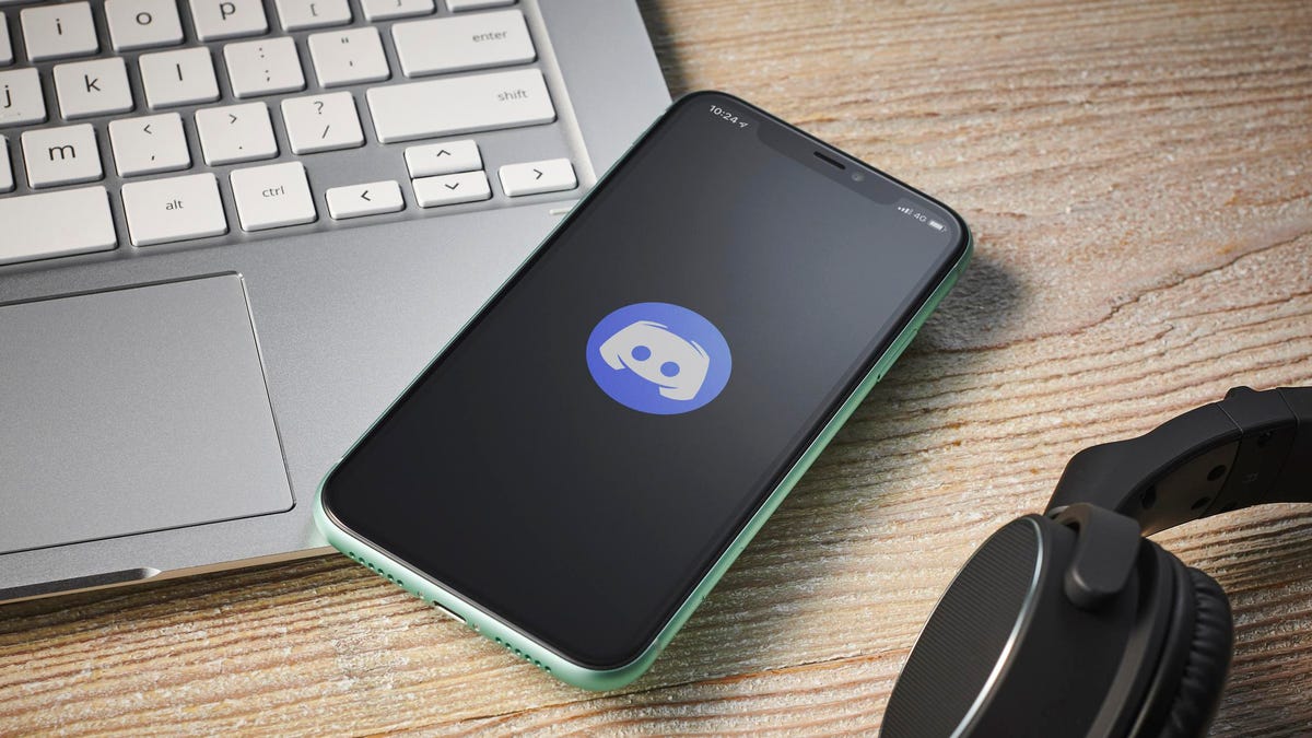 სოციალური ქსელის რვა ინფლუენსერს აქციებით მანიპულირებისთვის ბრალი წარედგინა