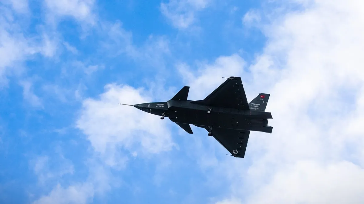 თურქულმა უპილოტო საბრძოლო თვითმფრინავმა პირველი ფრენა წარმატებით შეასრულა