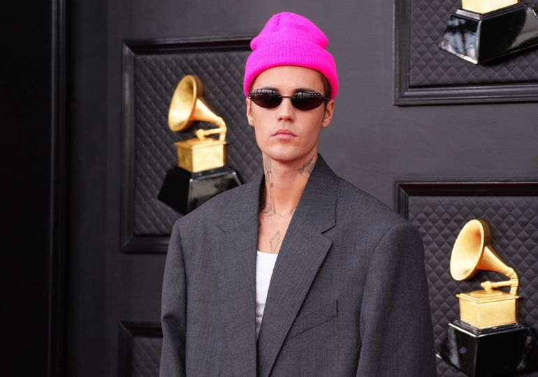 ჯასტინ ბიბერმა სიმღერებზე საავტორო უფლებები $200 მილიონად გაყიდა