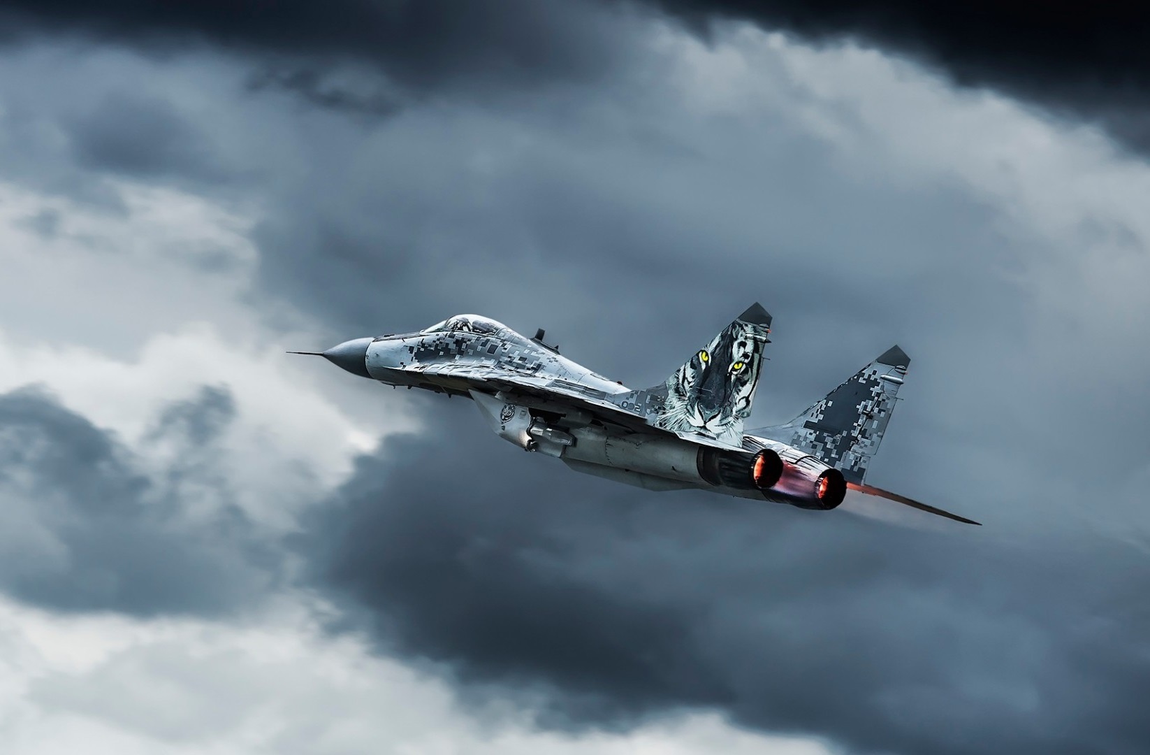 პოლონეთი NATO-ს პირველი სახელმწიფოა, რომელიც უკრაინას მოიერიშე თვითმფრინავებს გადასცემს