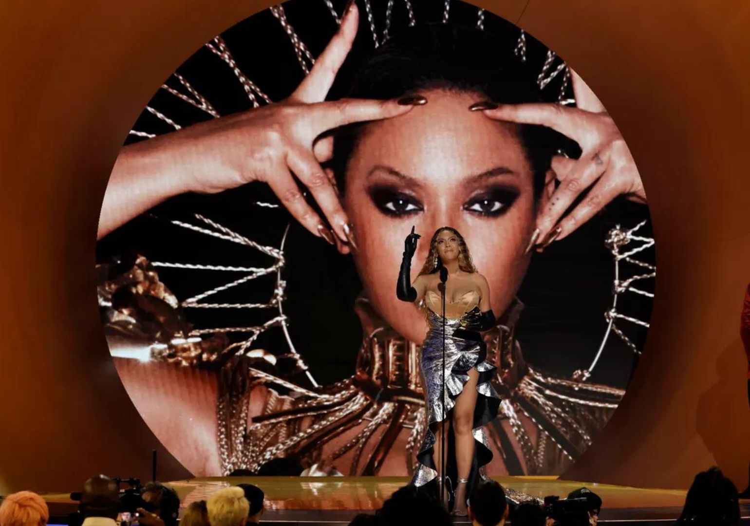 „რენესანსის“ ტურნემ ბიონსეს შესაძლოა $2 მილიარდზე მეტი გამოამუშავებინოს