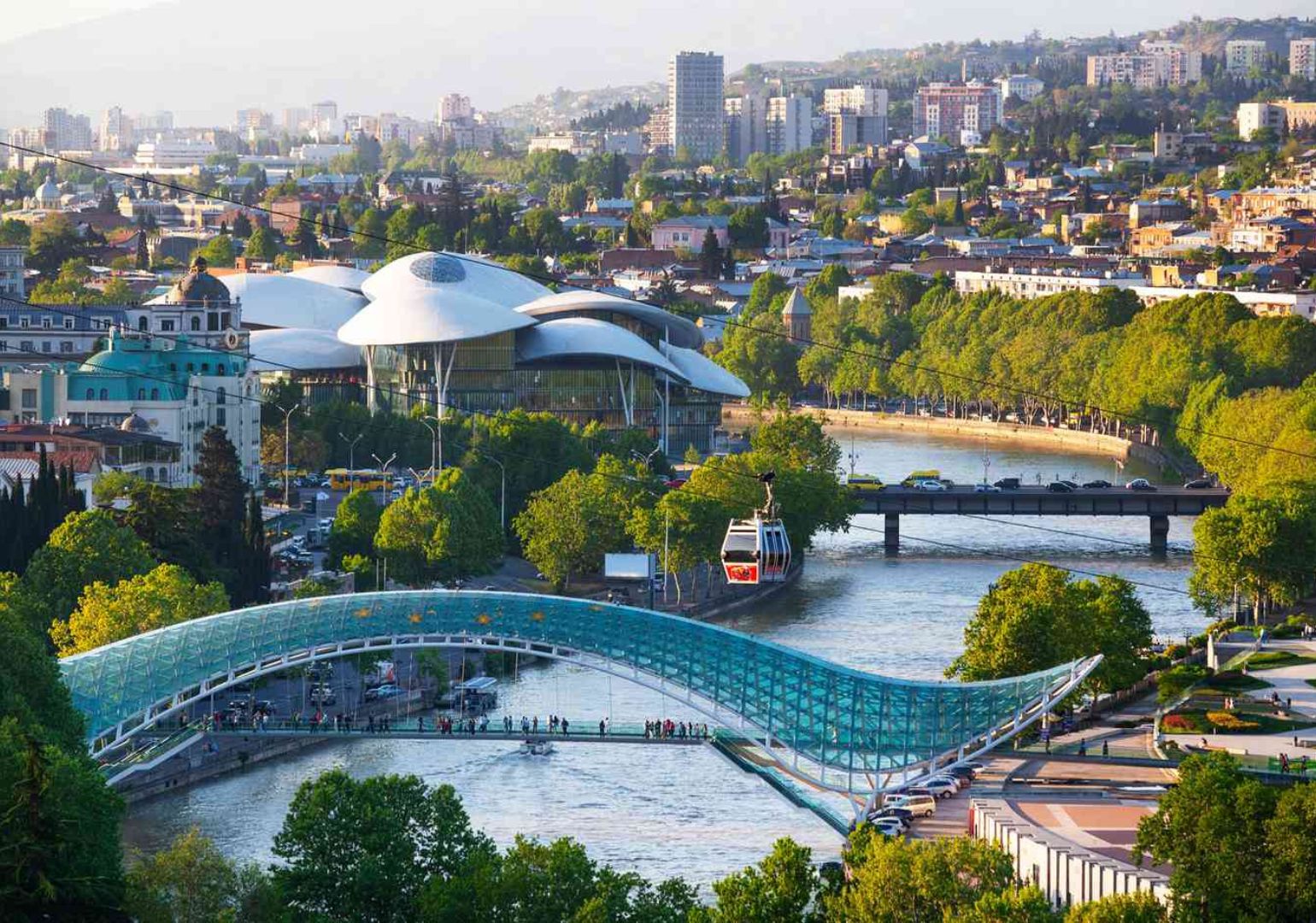 აგვისტოში თბილისის ცენტრში ახალაშენებული ბინების ფასი შემცირდა, გარეუბნებში კი – გაიზარდა