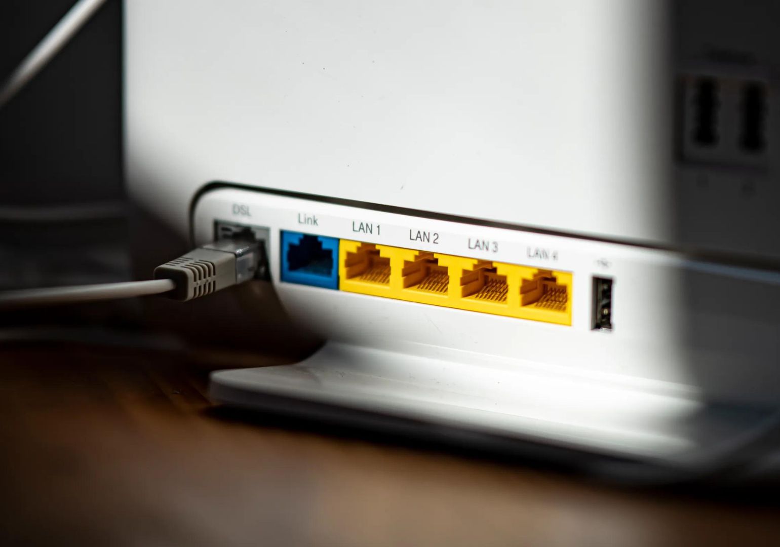 1 GBIT/S-ზე სწრაფი ინტერნეტი საწარმოების მხოლოდ 4.6%-ს აქვს