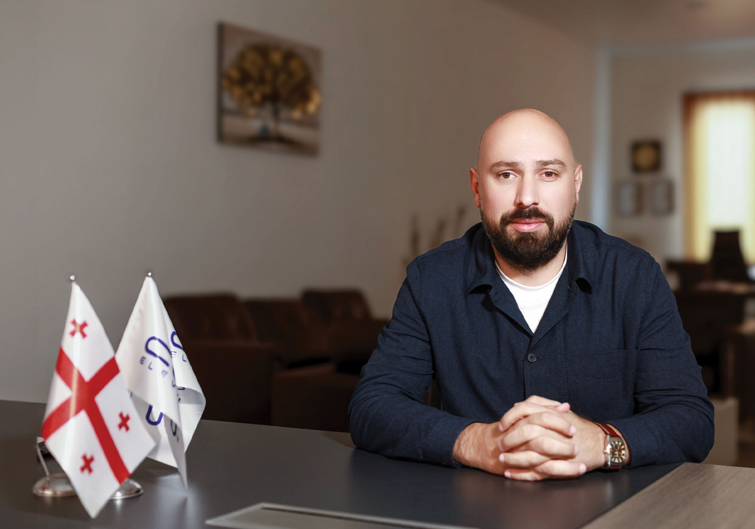 მაღლა და მაღლა – ლიფტით