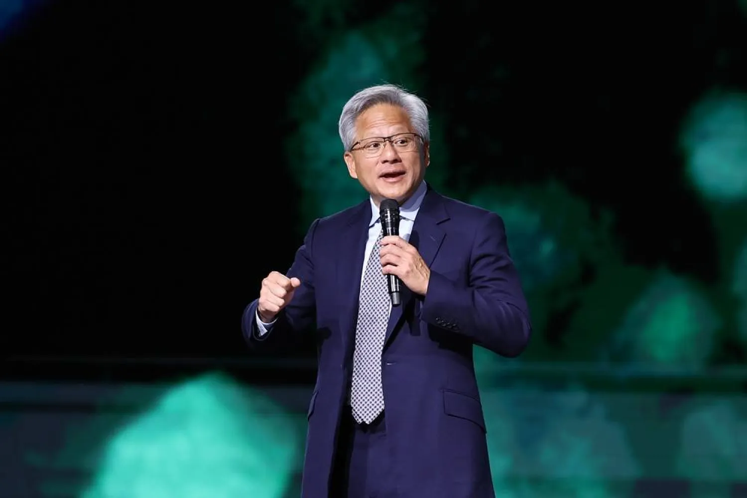 ამერიკულმა კომპანიებმა საუდის არაბეთთან AI-ის მიმართულებით პარტნიორობა დააანონსეს