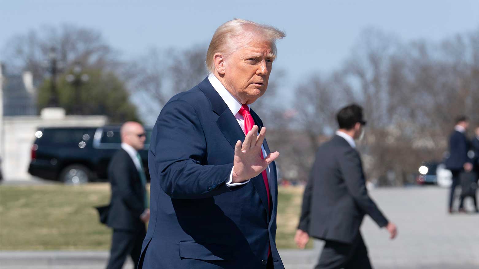 ტრამპმა 12 ქვეყნის მოქალაქეებს აშშ-ში შესვლა აუკრძალა