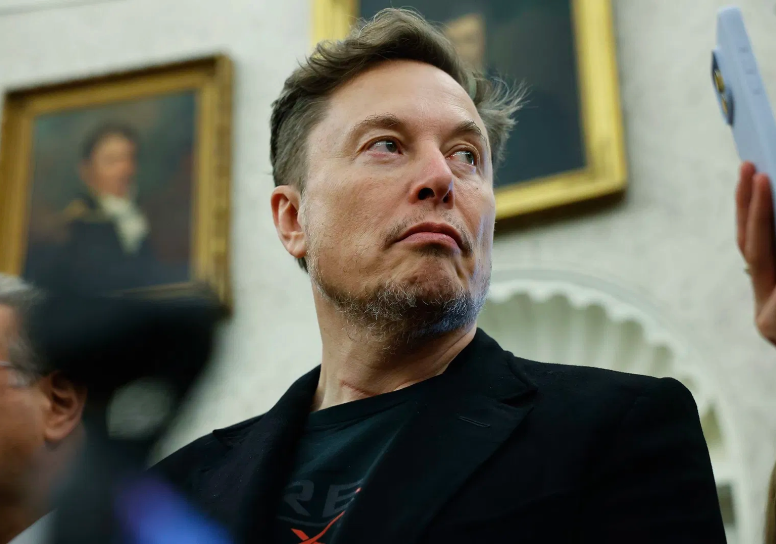 მასკის xAI-ი Apple-სა და OpenAI-ს კონკურენციისა და App Store-ის რეიტინგის გამო უჩივის