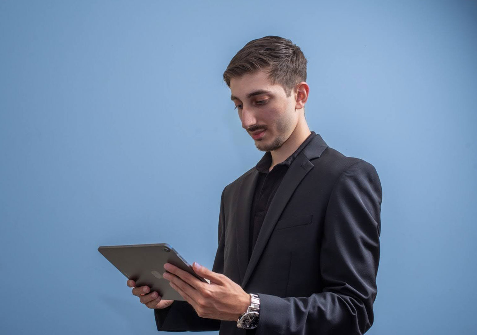 How Jamaal Ghauri Built Titan Asset Management Fund to Challenge Wall Street’s Information Monopoly