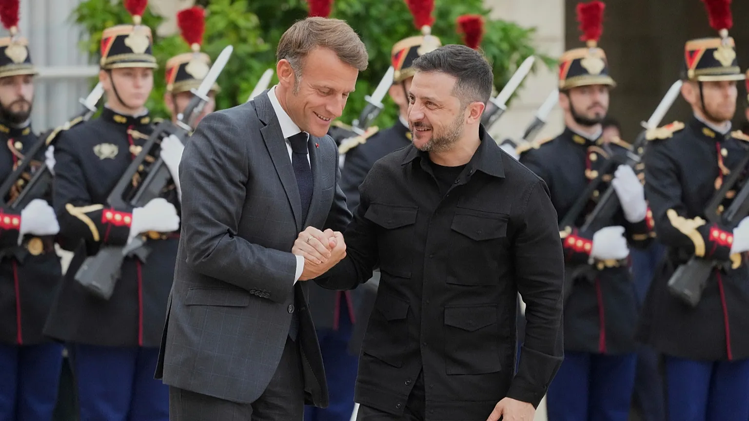 26 სახელმწიფო ომის შემდგომ უკრაინაში სამხედროების განლაგებაზე შეთანხმდა