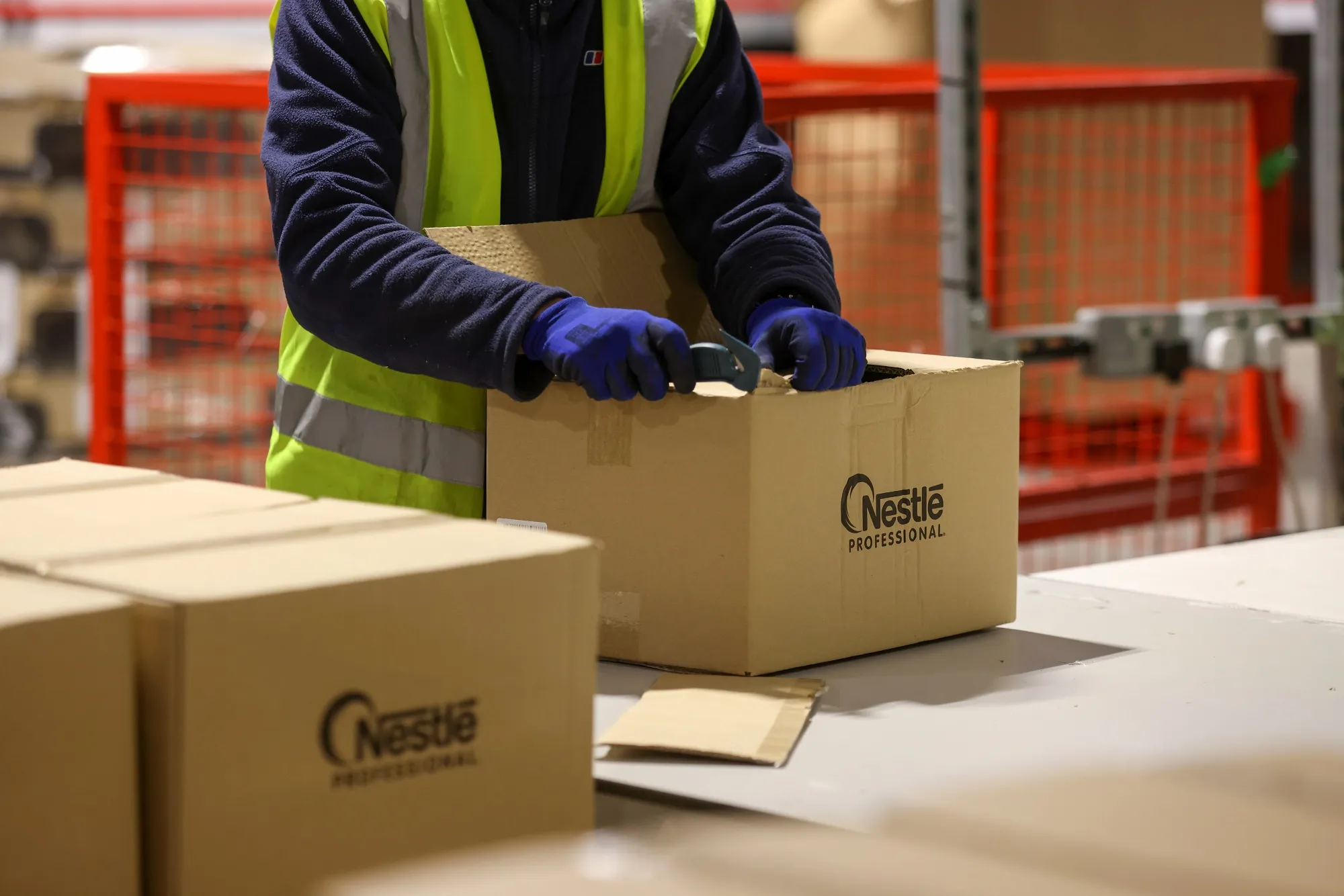 Nestlé მსოფლიო მასშტაბით 16,000 სამუშაო ადგილს შეამცირებს