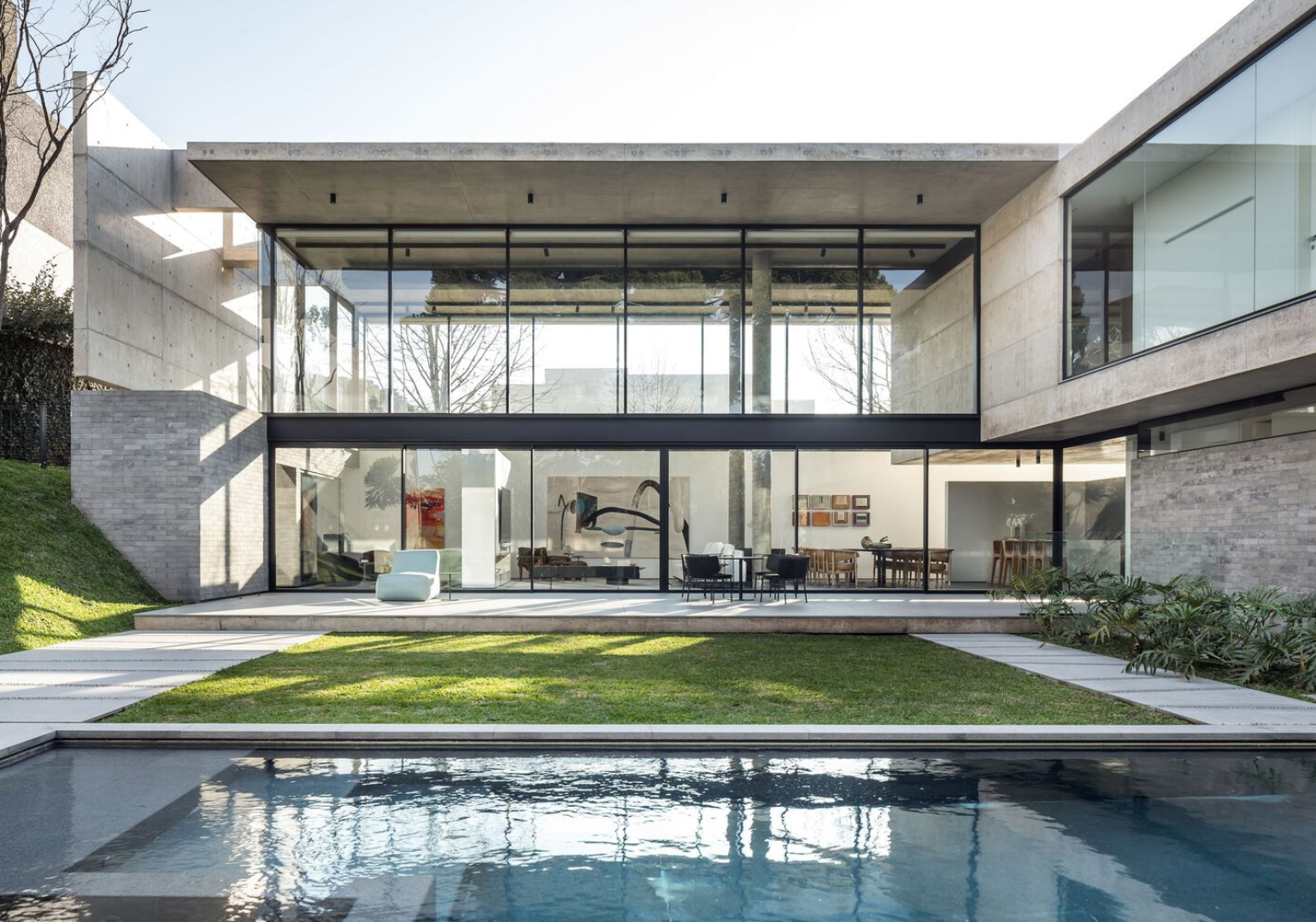 რა უნდა გაითვალისწინოთ, თუ სახლის აშენებას გადაწყვეტთ: ვადები, ხარჯები და ფარული ნიუანსები