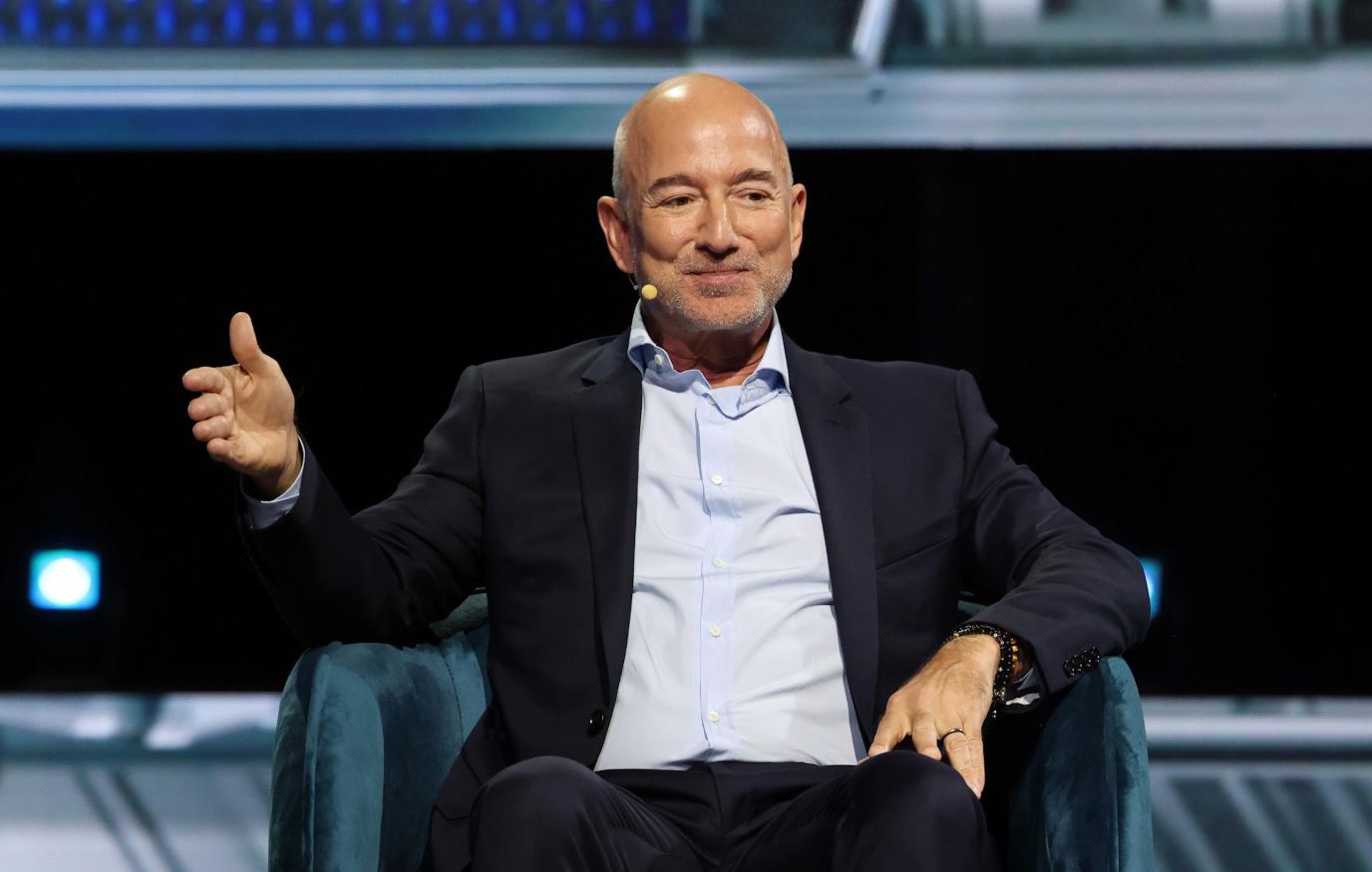 ბეზოსი $6.2-მილიარდიან AI-სტარტაპს აარსებს და მისი თანახელმძღვანელი იქნება